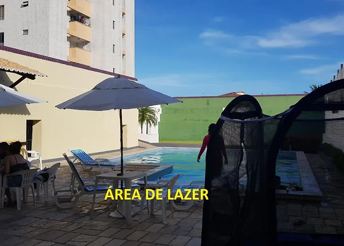 Melhor apto 3 suítes vista praia à beira mar, piscinas e estruturas
